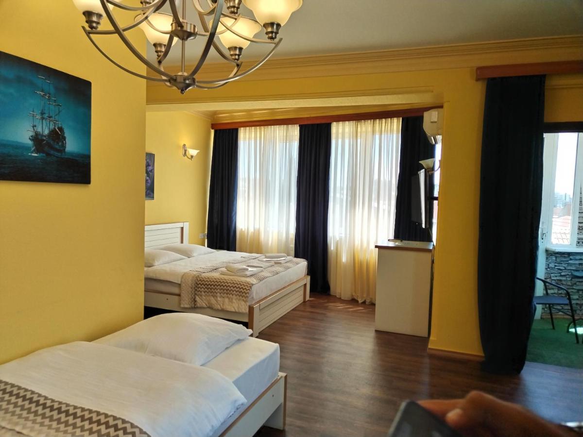 Hotel Blissdom ティビリシ エクステリア 写真