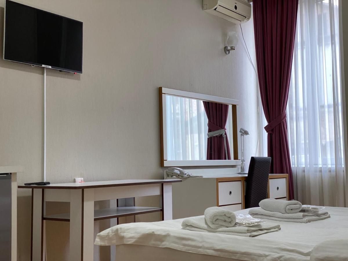 Hotel Blissdom ティビリシ エクステリア 写真